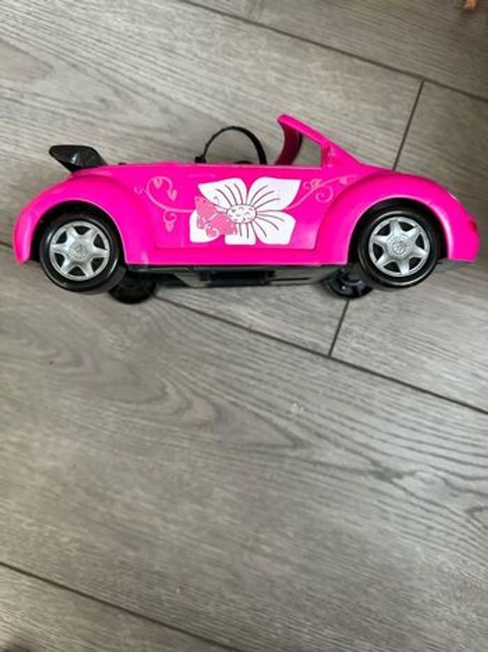 Voiture poupée - photo numéro 4