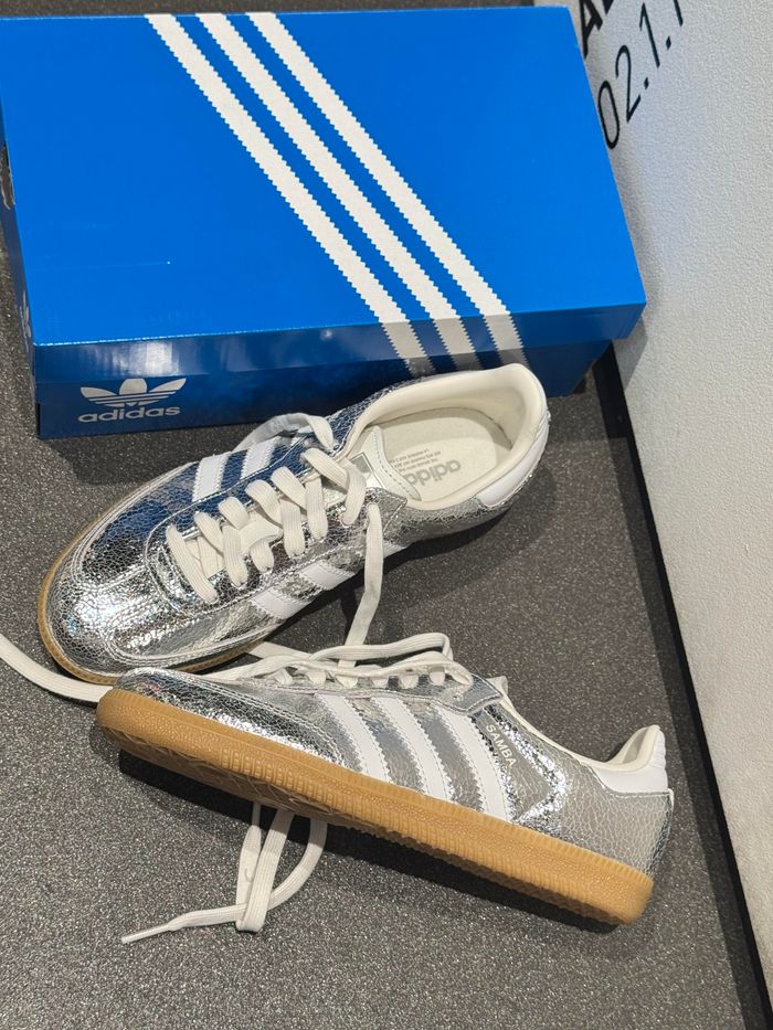 adidas originals SAMBA OG Argenté 40 - photo numéro 2