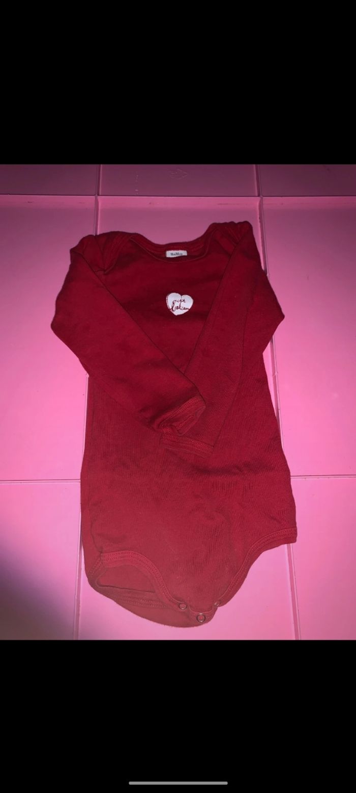 👣 bodies bébé 👣 - photo numéro 2