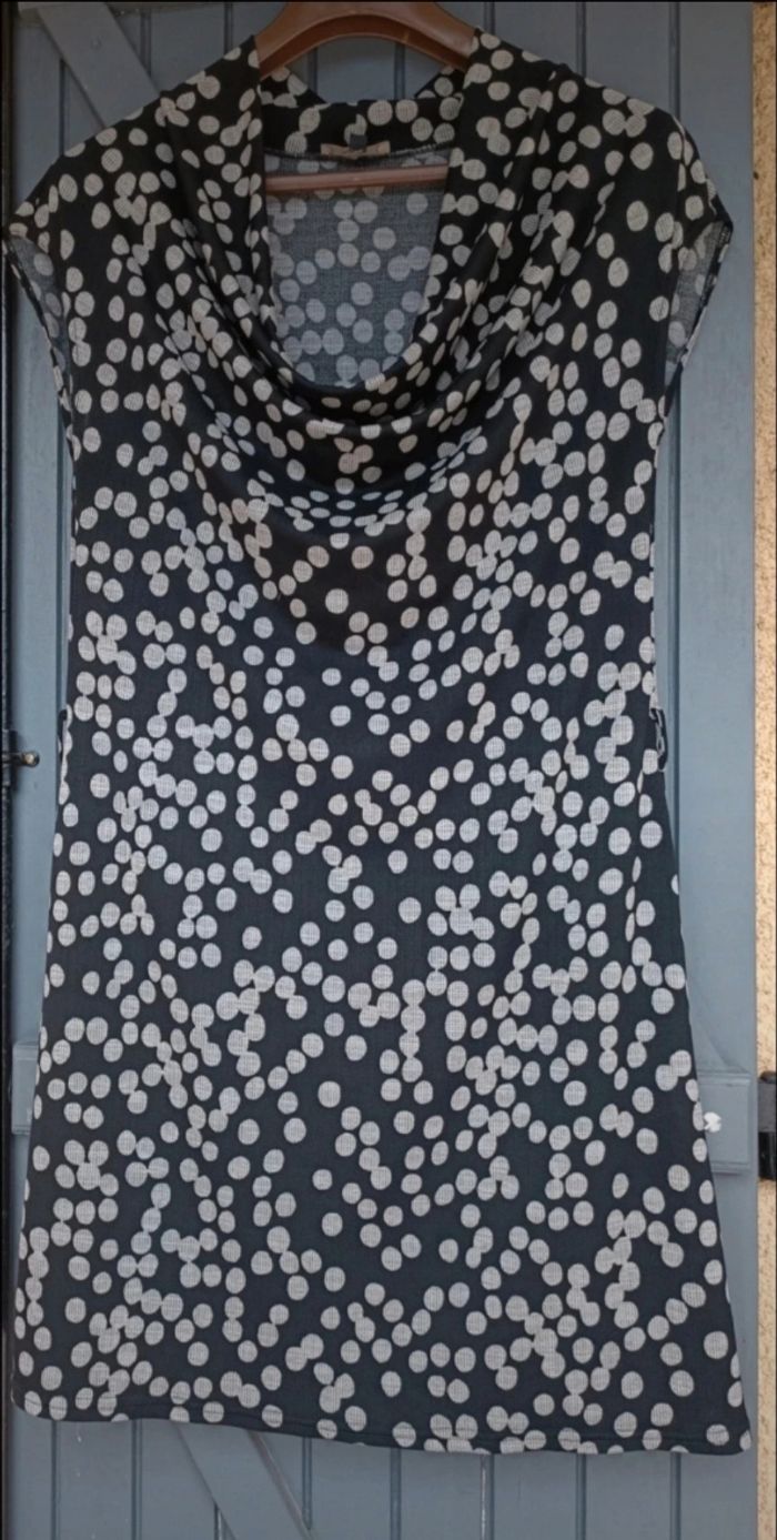 Robe col bénitier