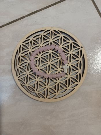 Bracelet quartz rose et croix