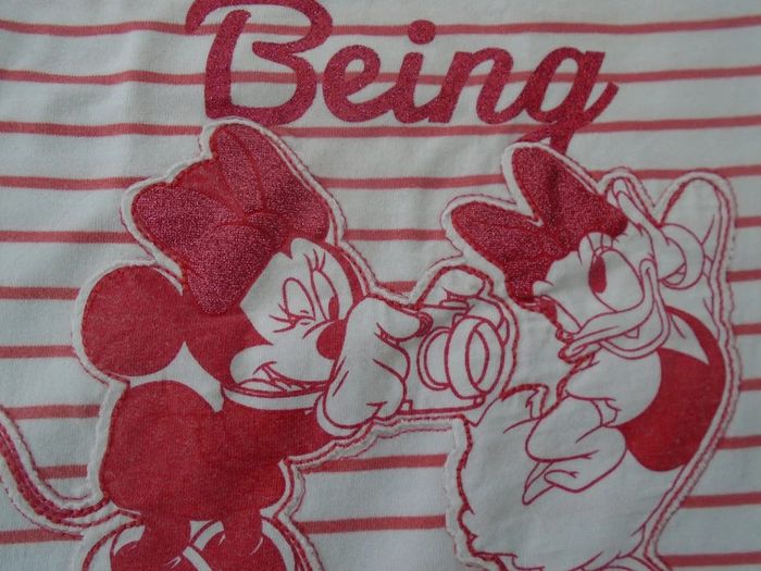 Joli tee-shirt Minnie et Daisy fille 5-6 ans - photo numéro 3