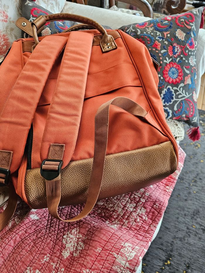 Sac à dos cabaia modèle L bogotta plus pochettes latérales - photo numéro 2