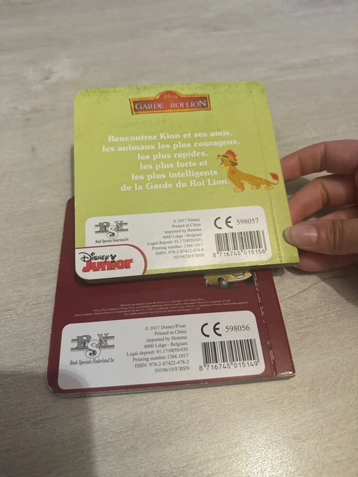 Lot Disney  petit livre en carton - photo numéro 2