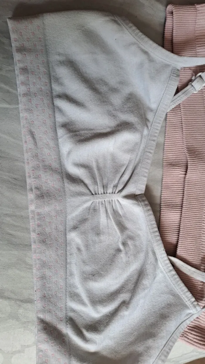 Lot de 2 brassières 134 140cm - photo numéro 2