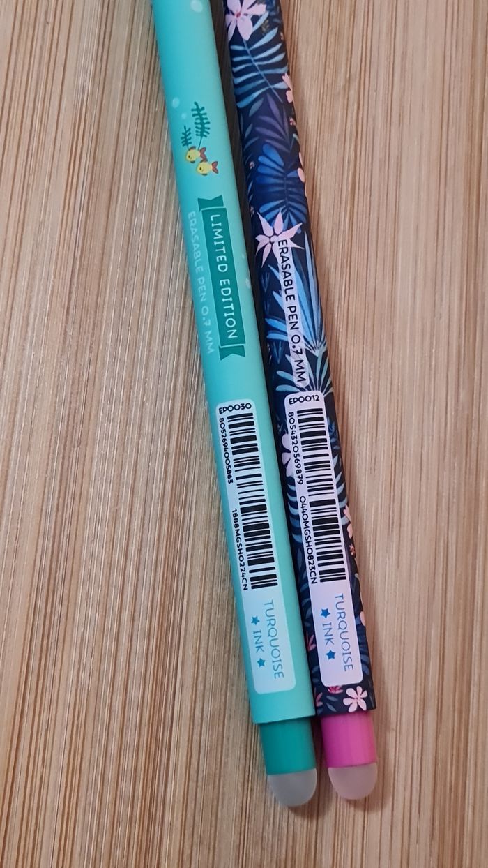 Legami Fleur 🌸+ Astronaute 🪐Logo Legami = 2 Stylos Effaçables Neufs - photo numéro 4