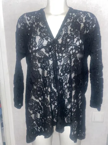 Blouse dentelle