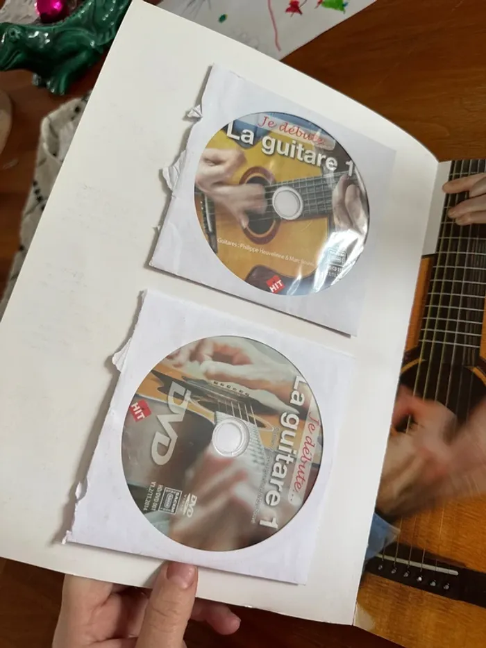 Livre, je débute la guitare - photo numéro 2