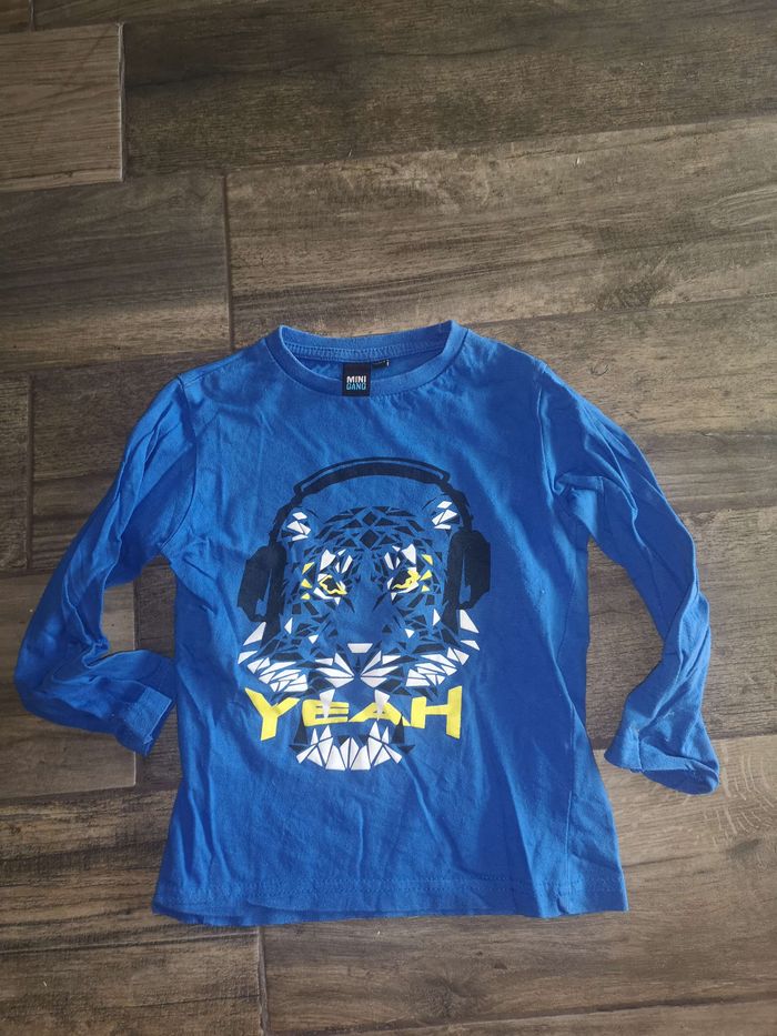 Haut manches longues 4 ans