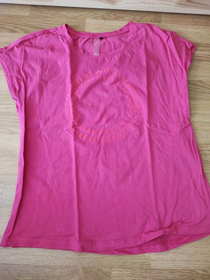 Tee shirt only play