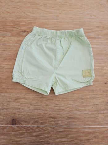 Short léger vert