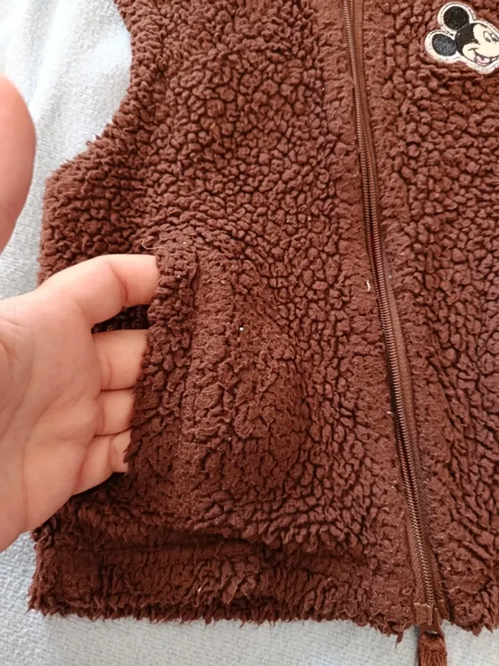 Veste sans manche Mickey 18mois - photo numéro 2