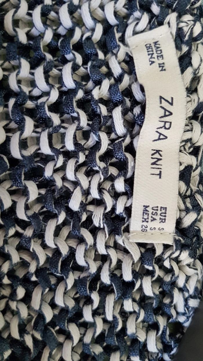 Pull léger taille S - photo numéro 4