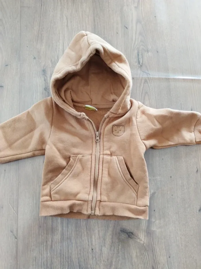 Gilet bébé 3 mois tape à l'oeil