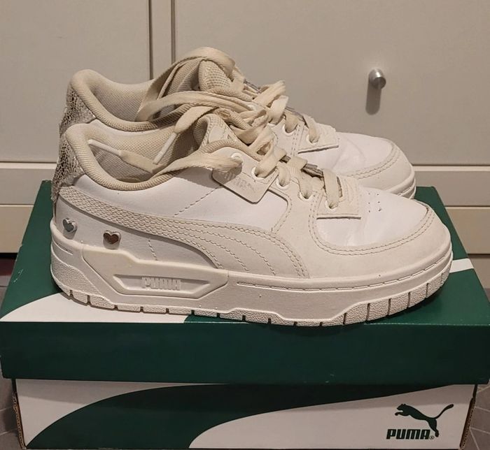 Puma blanche Taille 33 - photo numéro 2