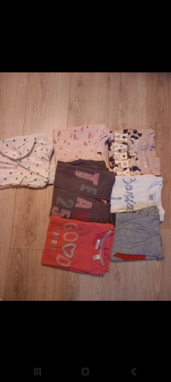 Lot 7 sweat-shirts (10 ans)
