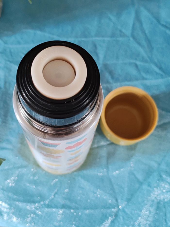 Thermos fleurs jaune et blanc - photo numéro 10