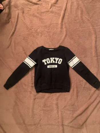 Pull noir
