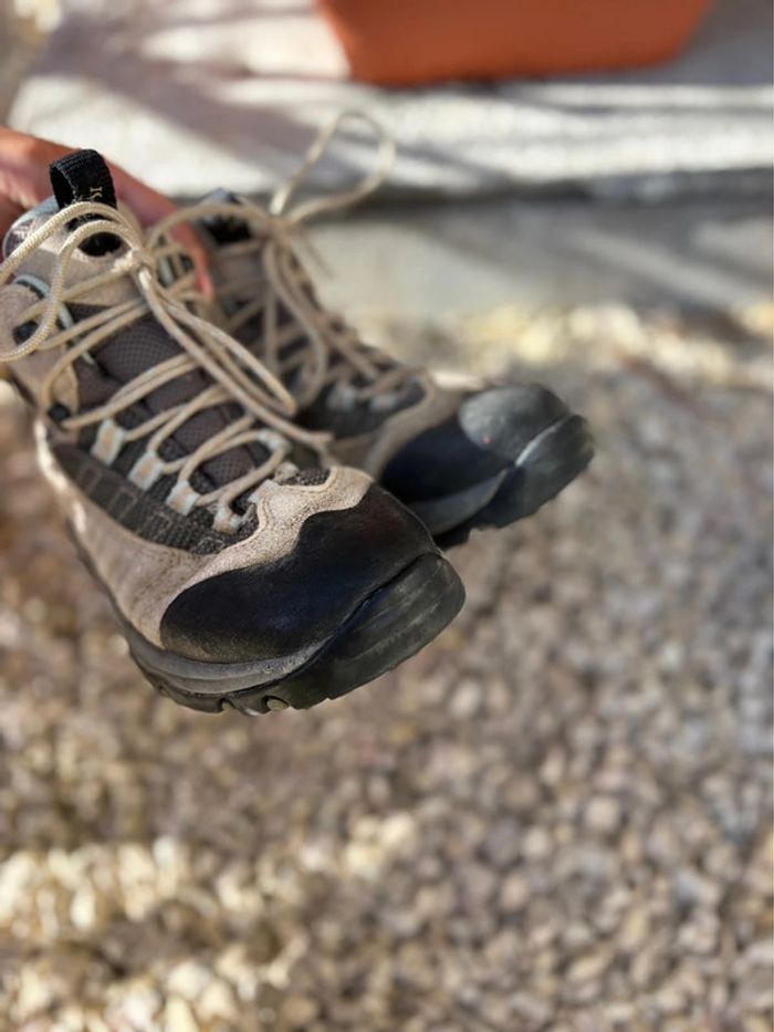Chaussure de randonnée Aigle - revêtement GORTEX pointure 36 1/3 - en bon état - - photo numéro 6