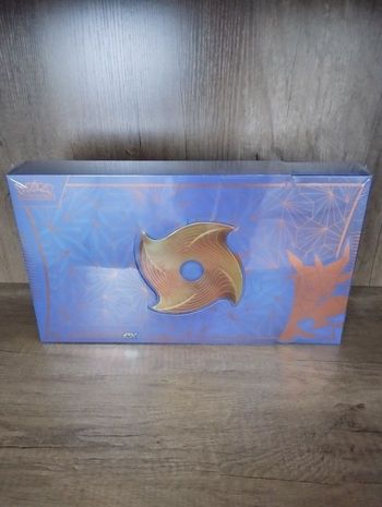 Pokémon écarlate et violet
UPC Collection Ultra Premium
Amphinobi ex