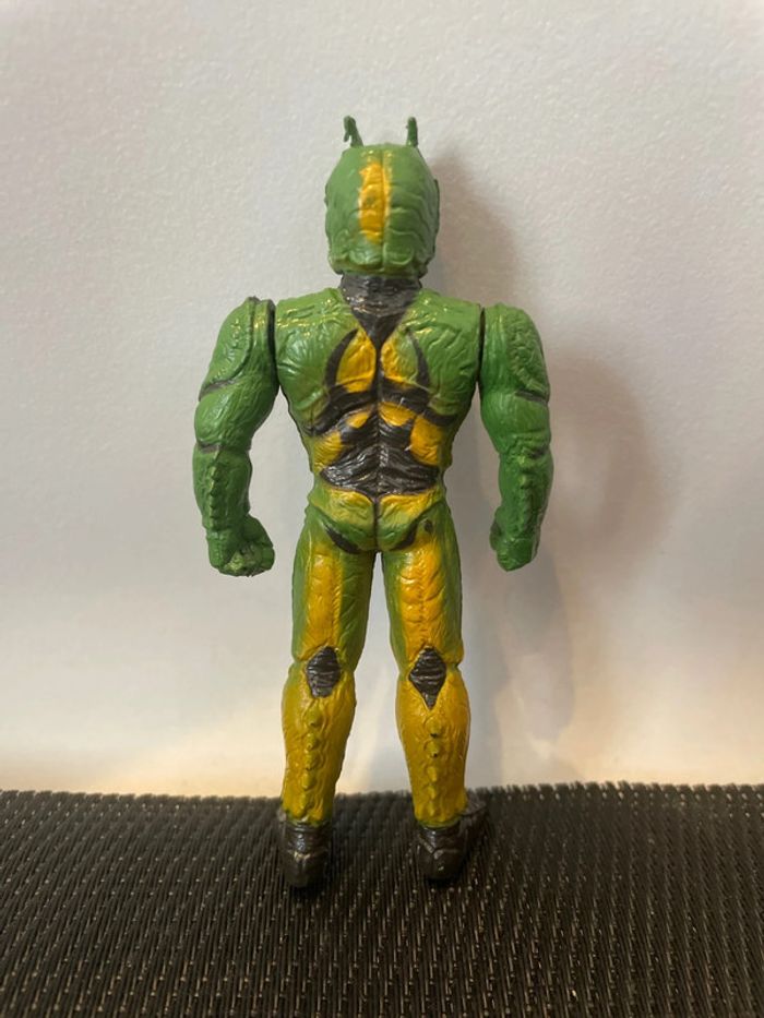 Figurine articulée Kamen rider Shin 10cm Bandai Toei vintage 1993 - photo numéro 5