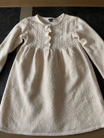 Robe laine fin très jolie 