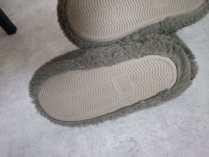 Chaussons montants doublés Dinosaures - photo numéro 3