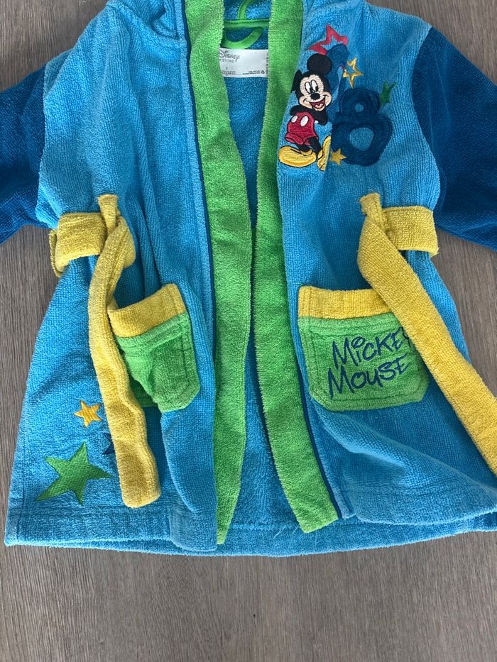 Peignoir Disney taille 2 ans enfant - photo numéro 3