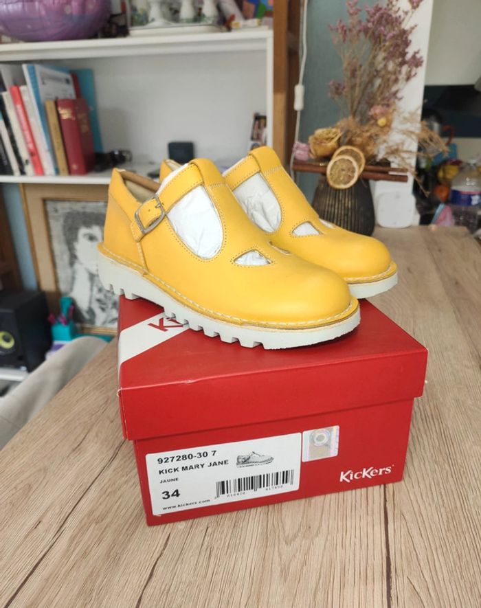 Chaussures sandales cuir kickers moutarde Mary Jane neuves 34