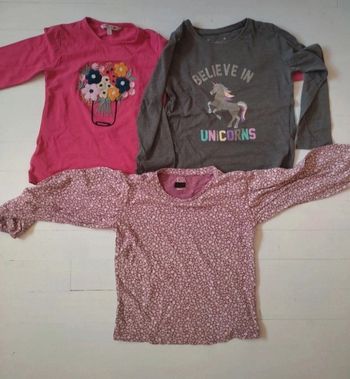 Lot de 3 hauts 6/7ans