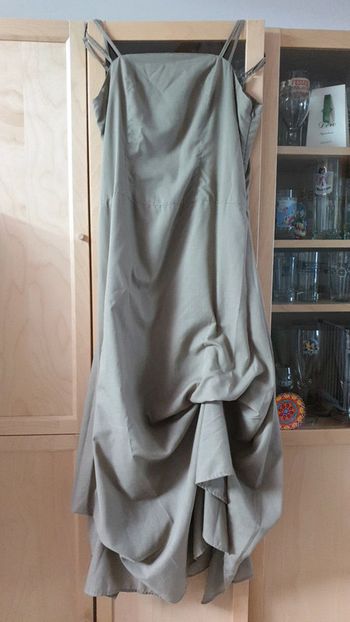 Robe olive