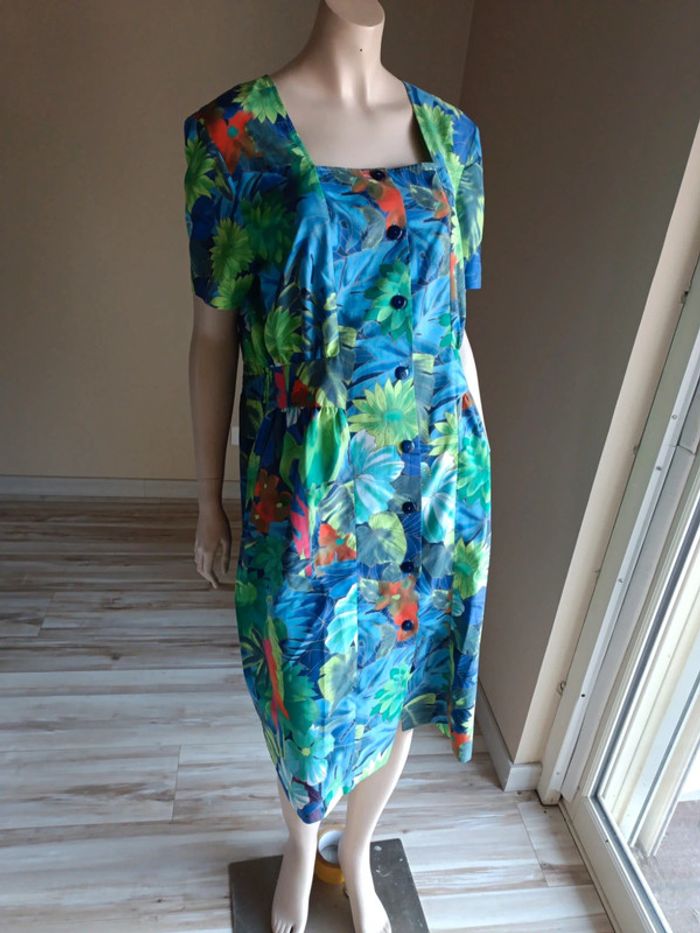 Robe fleurie femme taille 44 - photo numéro 2