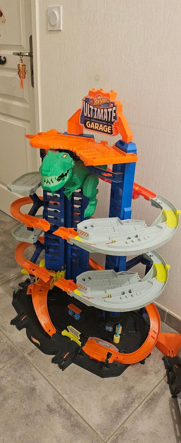 Garages Hot Wheels neufs - photo numéro 2
