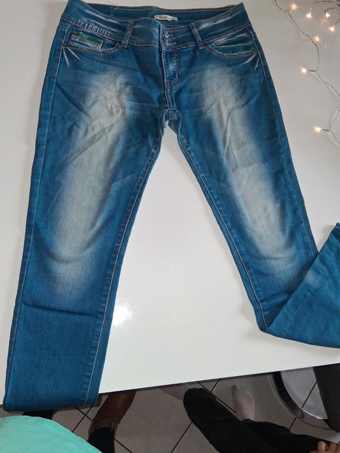 Jean bleu D.Cherri - photo numéro 3