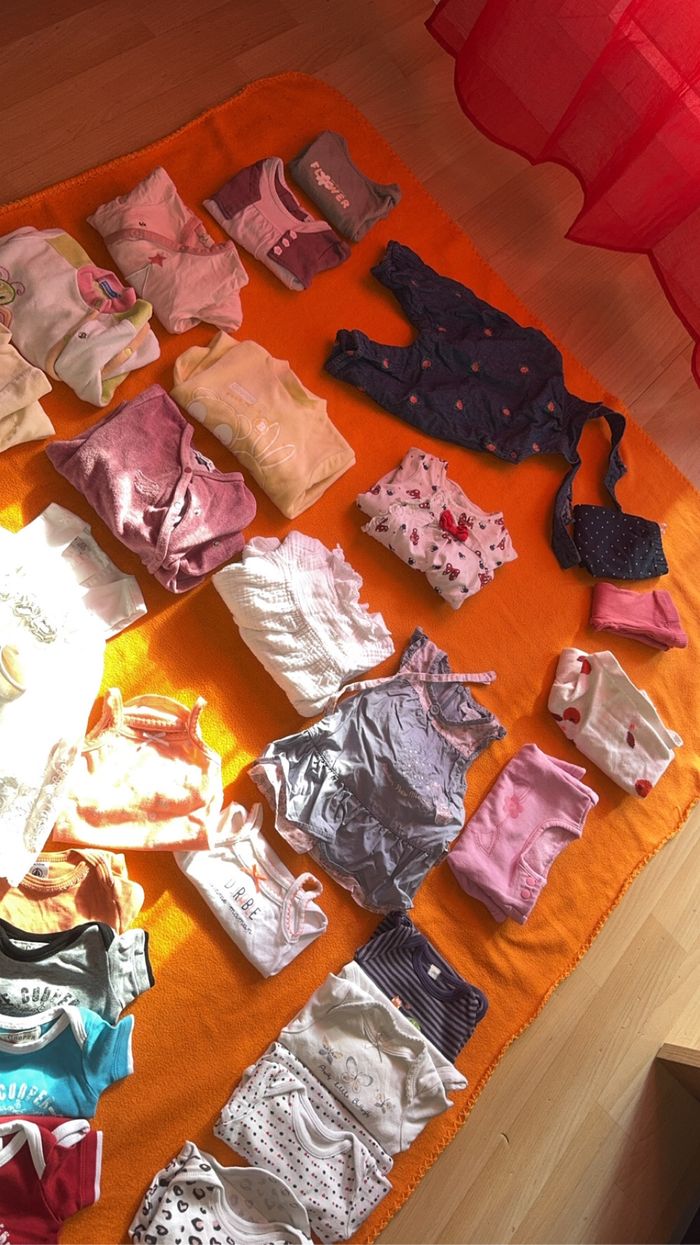 Gros lot bébé - photo numéro 2