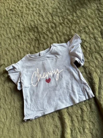 TEE shirt bleu 3 mois