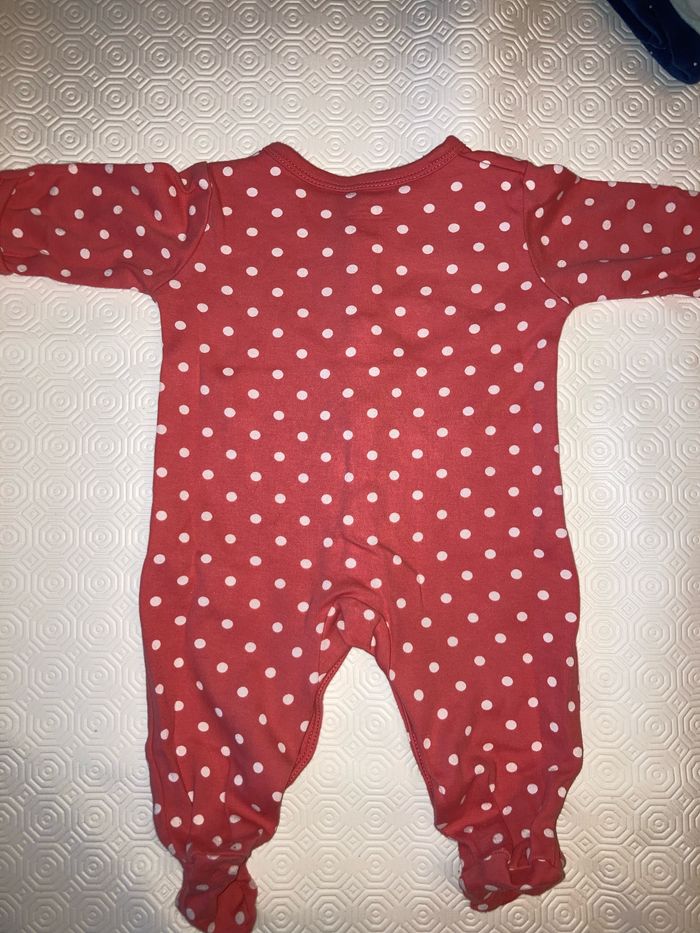 Lot de pyjamas - photo numéro 6