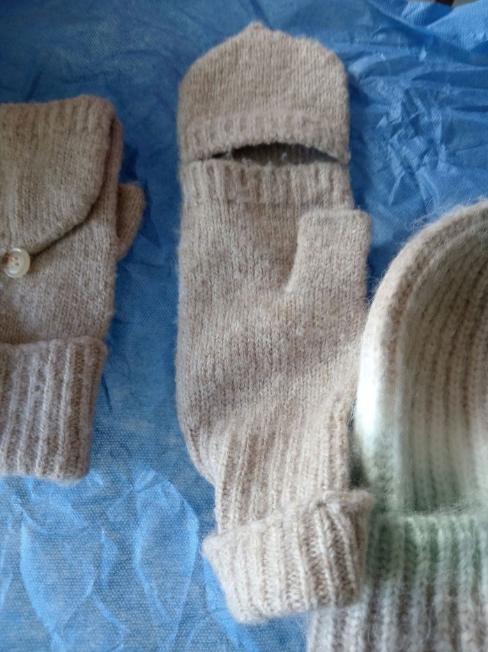 Ensemble Bonnet et mitaines - photo numéro 3
