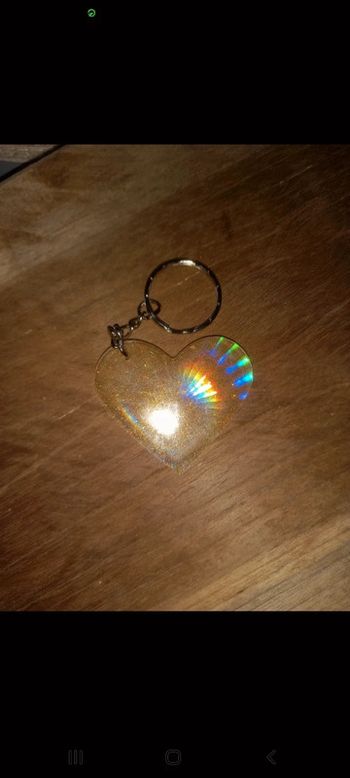 Porte clé cœur holographique epoxy