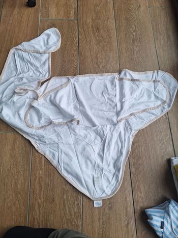 Couverture d'emmaillotage bébé