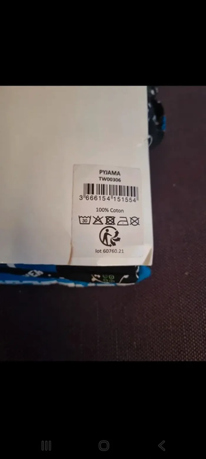 Lot de 2 pyjamas garçon neufs taille 4 ans - photo numéro 4