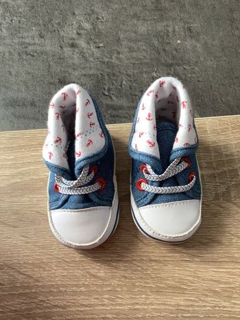 Chaussure taille 10 cm