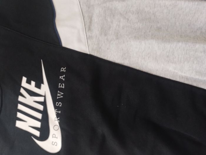 Pull Nike - photo numéro 2
