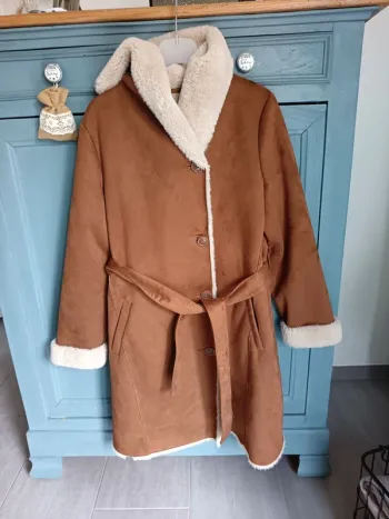 Manteau neuf sauvage poésie