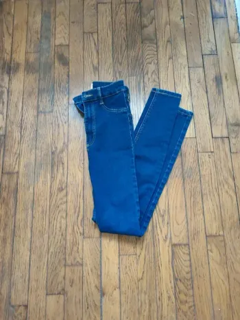 Jean élastique bleu marine 34