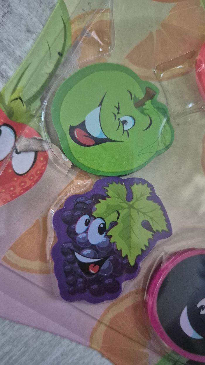 Lot de 6 Gommes fruits - photo numéro 3