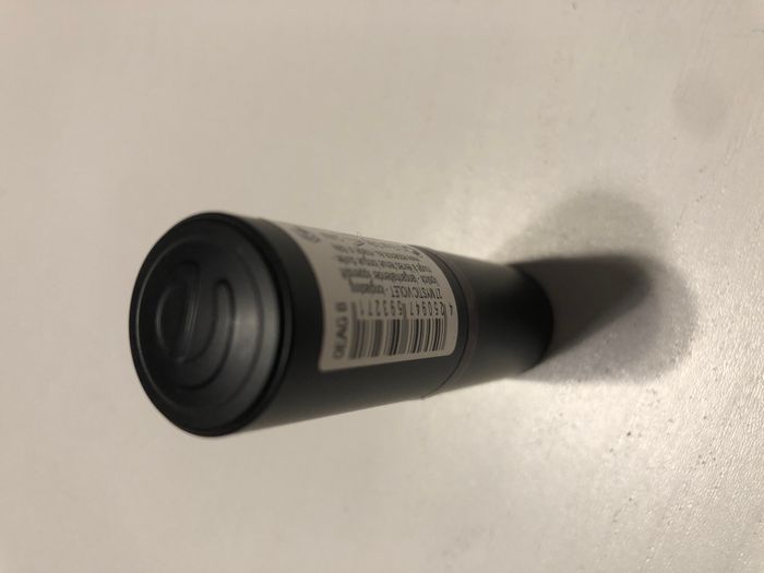 Rouge à lèvres, Essence