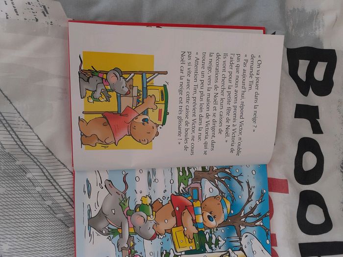 Livre Victor un trop gros cadeau pour Noël - photo numéro 3