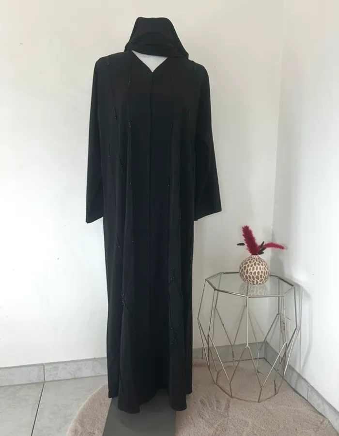 Abaya perlée noire dubai neuve - photo numéro 2