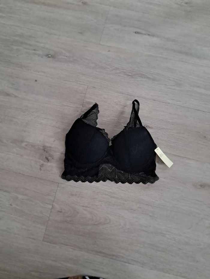 Soutien gorge noir neuf